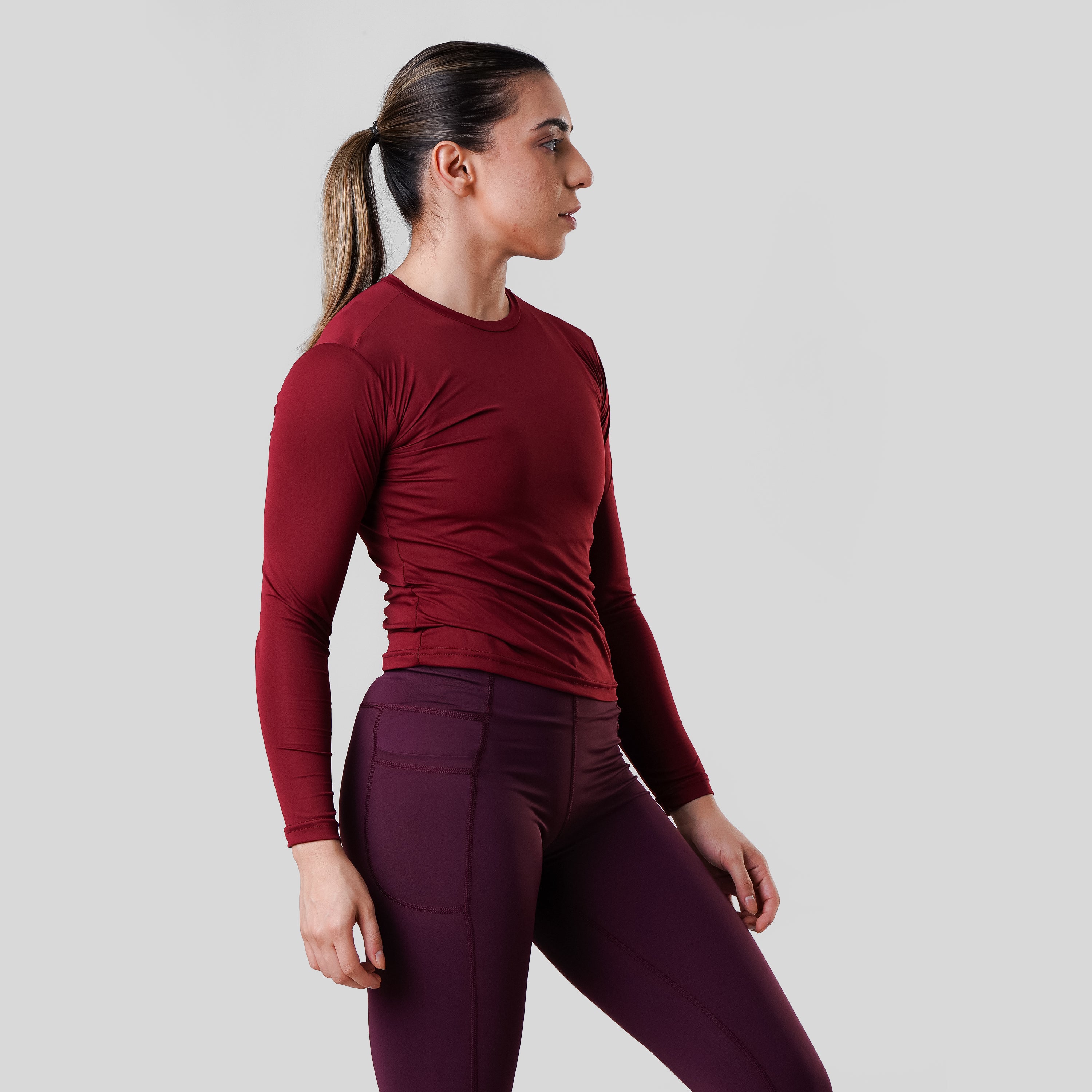 NOMAD WOMEN'S FULL SLEEVE COMPRESSION TEE