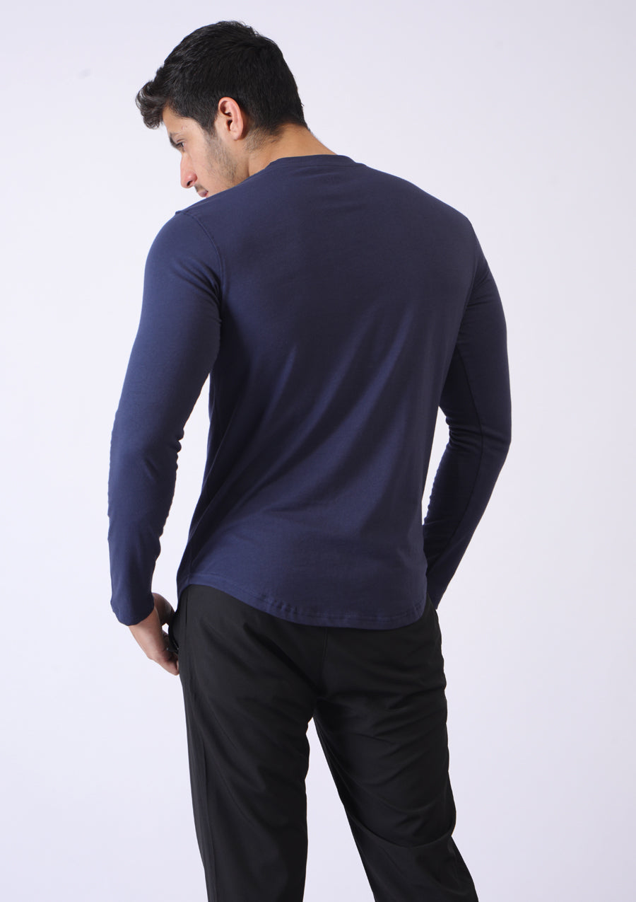 Scoop Bottom Long Sleeve T-Shirt