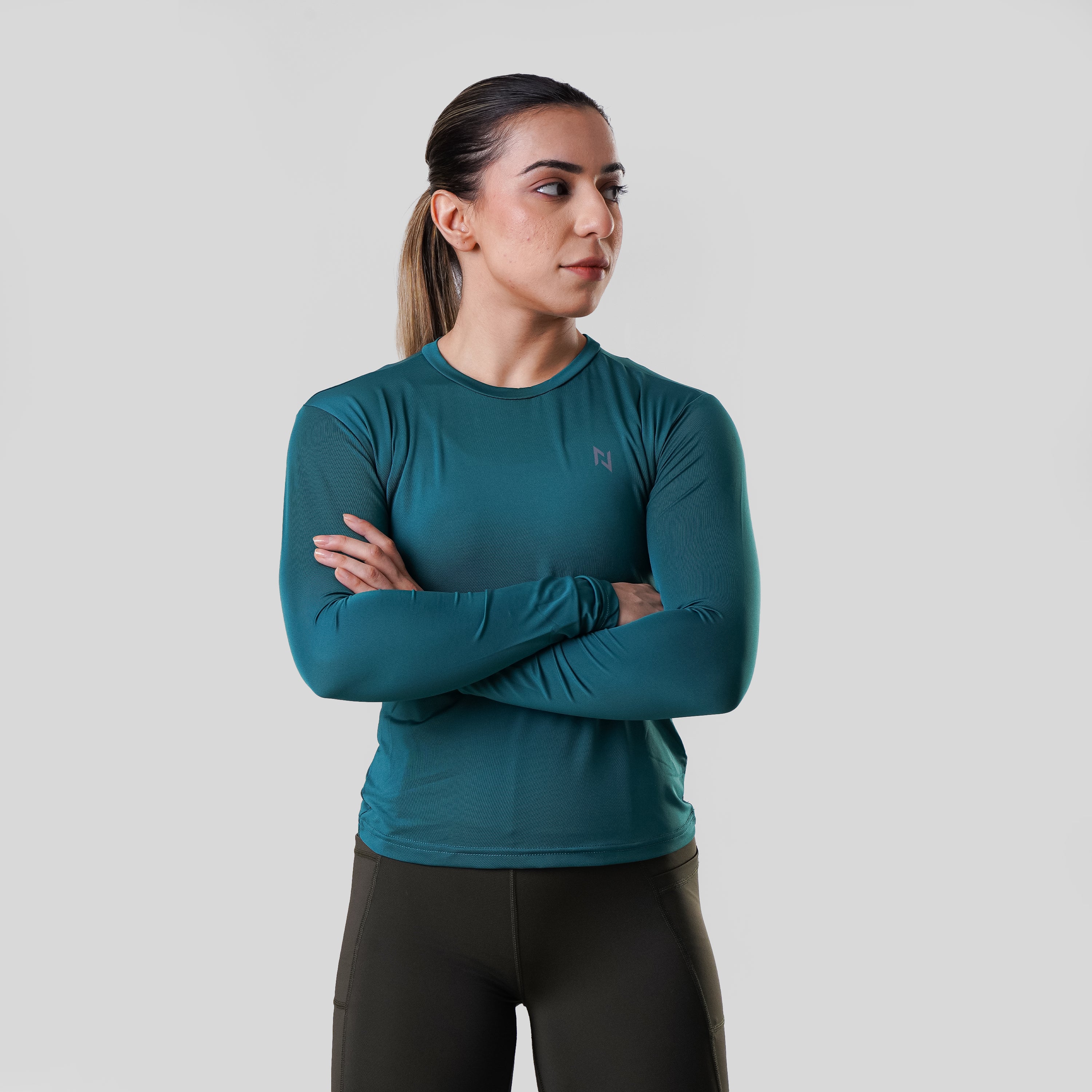 NOMAD WOMEN'S FULL SLEEVE COMPRESSION TEE