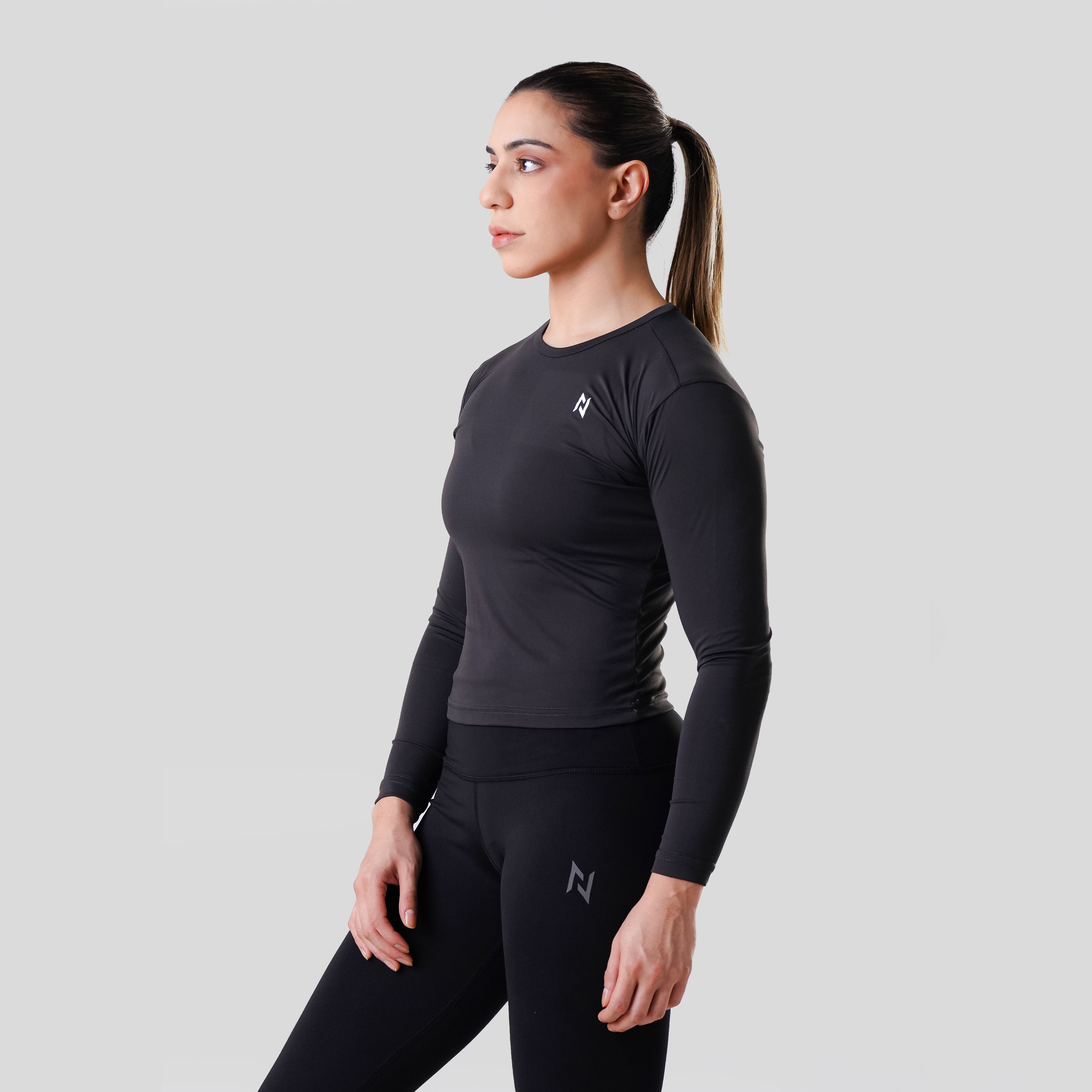 NOMAD WOMEN'S FULL SLEEVE COMPRESSION TEE