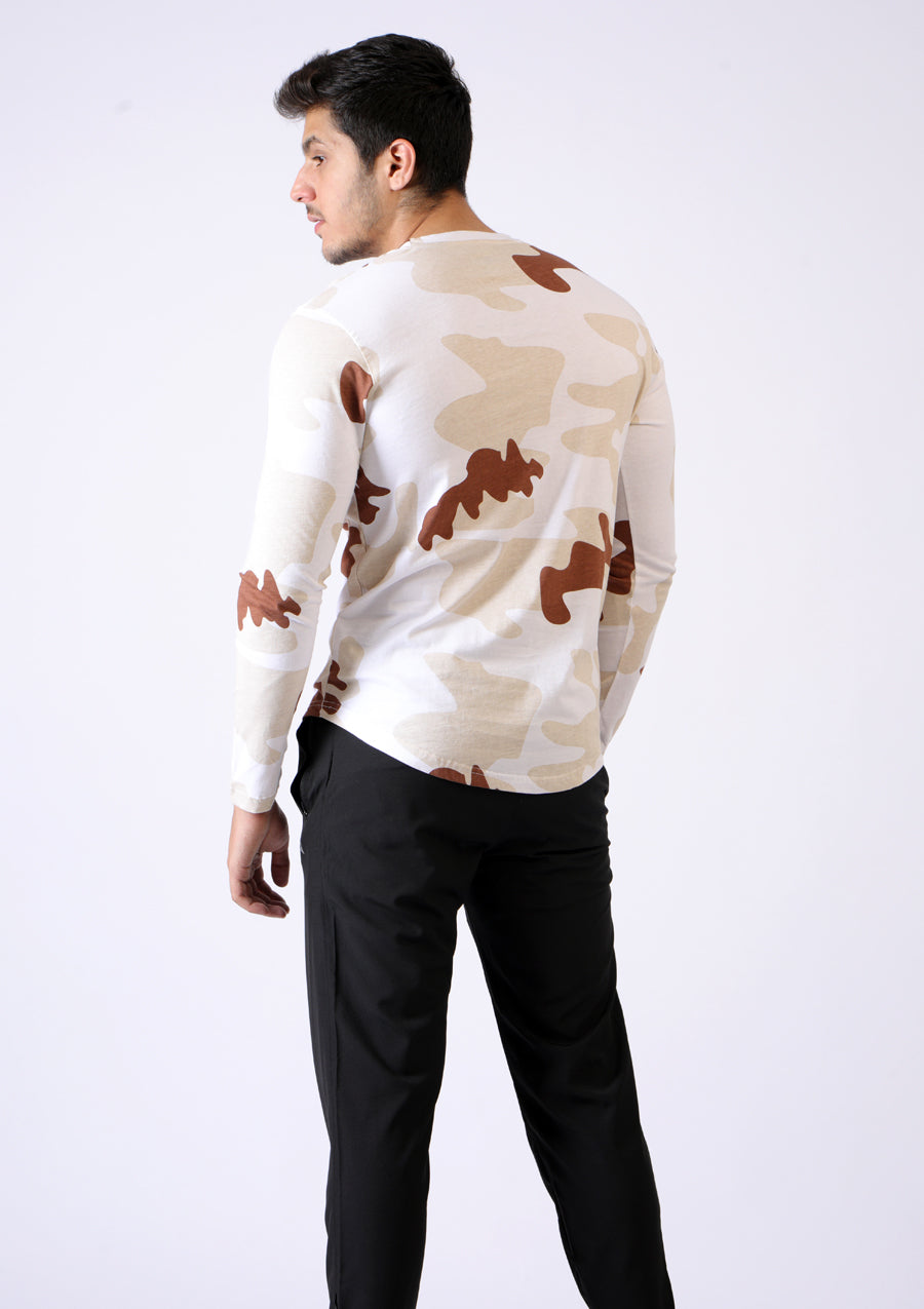 Scoop Bottom Long Sleeve T-Shirt