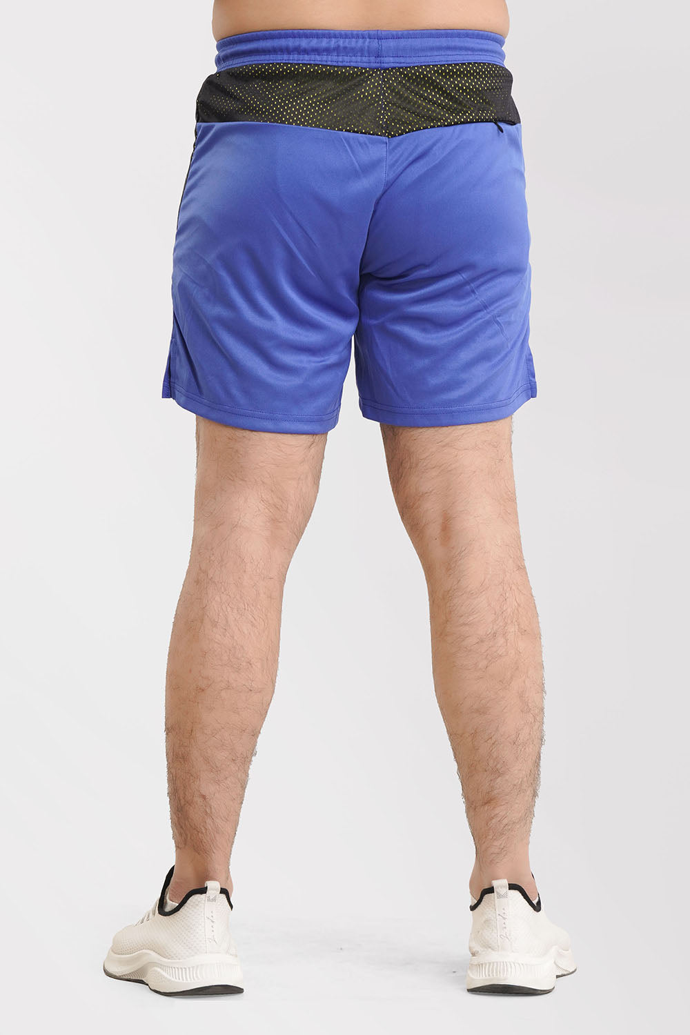 PERFORMANCE MESH SHORT