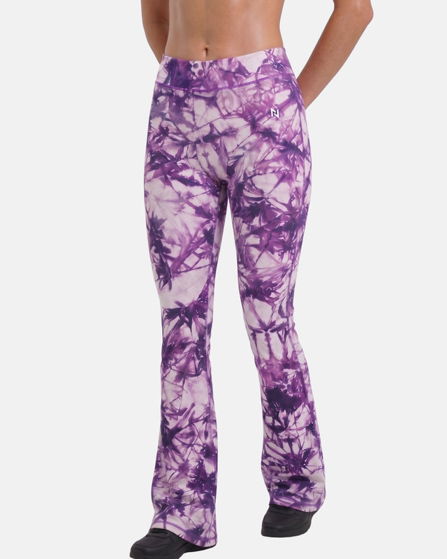Nomad Flare Leggings