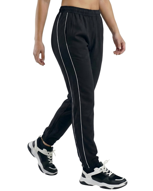 WOMEN TRACKLINE JOGGER BLACK